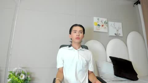 honey_hex_ online show from 11, 5, 2026