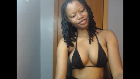 Sonia online show from 5, 11, 2025
