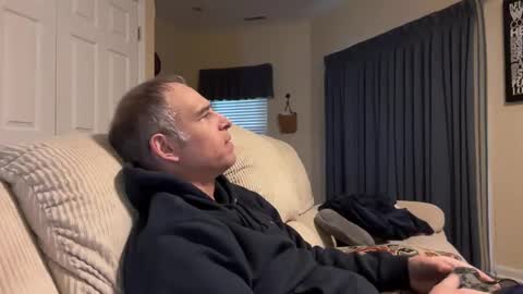 honey_man14 online show from 24, 2, 2025