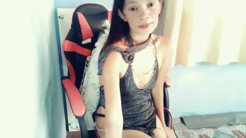 honey_mollyxx online show from 24, 4, 2026