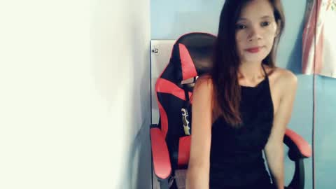 honey_mollyxx online show from 15, 7, 2026
