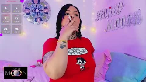 Snapshot of honey_mooon chatting on 25, 1, 2025 Maria online show from 25, 1, 2025