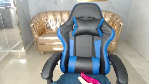 HONEY  online show from 10, 3, 2025