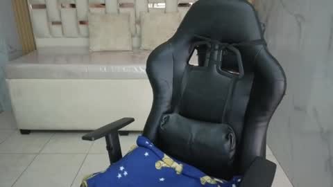 HONEY  online show from 29, 4, 2026