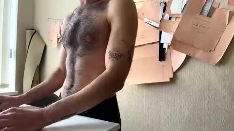 honeyandkiss online show from 10, 5, 2026