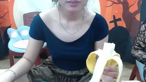 Snapshot of honeybaby2k chatting on 14, 11, 2025 honeybaby2k online show from 14, 11, 2025