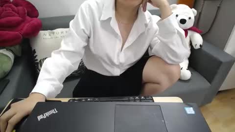 Snapshot of honeybaby2k chatting on 26, 11, 2025 honeybaby2k online show from 26, 11, 2025