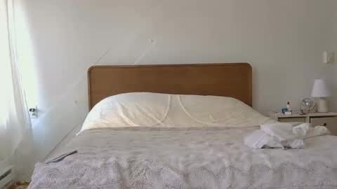 honeybbxx online show from 12, 9, 2025