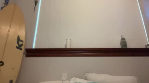 Snapshot of honeybun_z chatting on 14, 12, 2025 honeybun_z online show from 14, 12, 2025