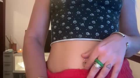 Snapshot of honeybun_z chatting on 19, 12, 2025 honeybun_z online show from 19, 12, 2025