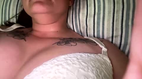 honeygirlox online show from 24, 9, 2025