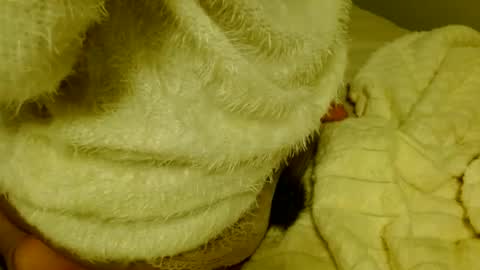 honeygoldenbaddie24 online show from 22, 2, 2025