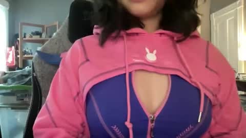 HoneySunshineNeko online show from 1, 5, 2026