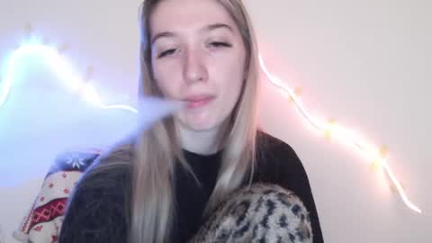 honeyveil online show from 29, 4, 2026