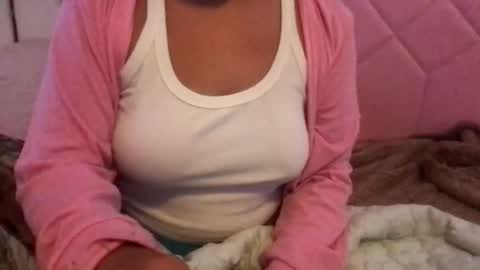 honeyyy89 online show from 17, 5, 2026