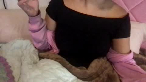 honeyyy89 online show from 28, 6, 2026