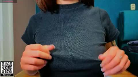 the perfectgirl online show from 7, 3, 2026