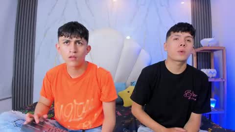 hoot_booys_ online show from 27, 4, 2026