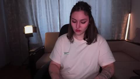 Karina online show from 4, 5, 2026