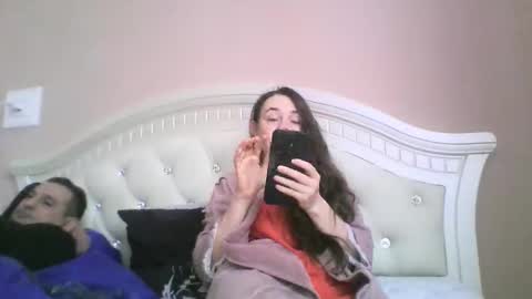 Snapshot of hootloove69 chatting on 21, 12, 2025 hootloove69 online show from 21, 12, 2025