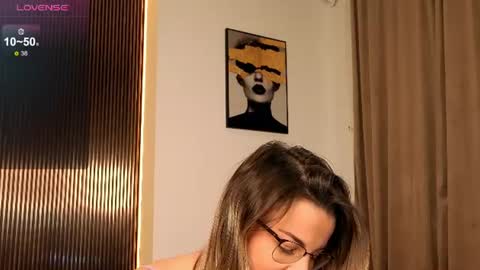 Chloe online show from 10, 7, 2026