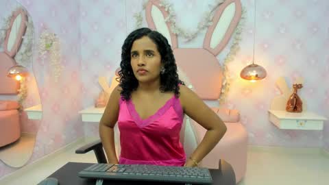 Horny Curls  online show from 17, 5, 2026