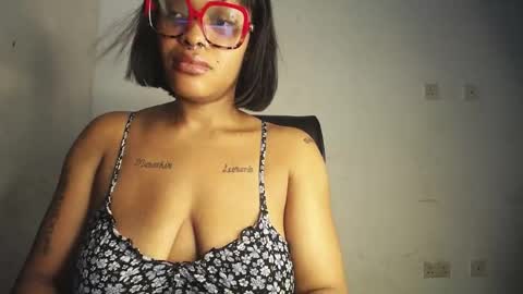 horny_ebonygirl_ online show from 7, 5, 2026