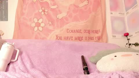 The girl with butterfly lips online show from 9, 2, 2025