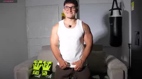 horny_nick18 online show from 17, 7, 2026