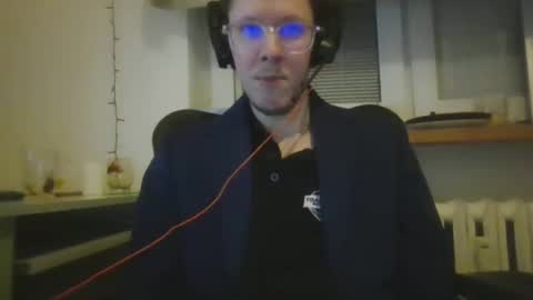 Snapshot of horny_pole chatting on 24, 12, 2024 horny_pole online show from 24, 12, 2024