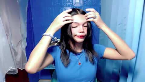 Snapshot of horny_rhiana chatting on 22, 12, 2025 Rhiana online show from 22, 12, 2025