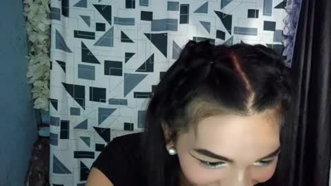 Rhiana online show from 23, 4, 2026