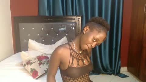 Bella online show from 12, 12, 2024