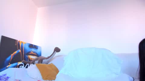 Snapshot of hornyemma_ chatting on 20, 1, 2025 Emma online show from 20, 1, 2025