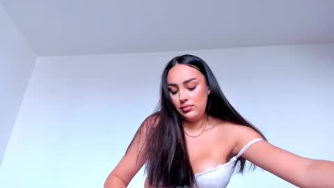 Snapshot of hornyemma_ chatting on 24, 9, 2025 Emma online show from 24, 9, 2025