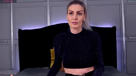 Snapshot of hornygirllx chatting on 6, 1, 2025 AshlineKatte online show from 6, 1, 2025