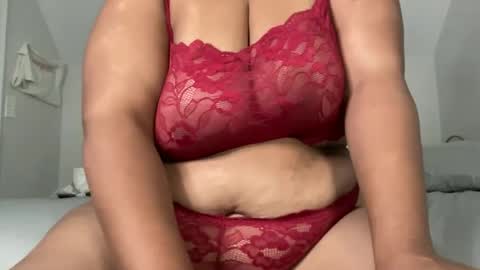 Snapshot of hornyhottykitten chatting on 2, 10, 2025 hornyhottykitten online show from 2, 10, 2025