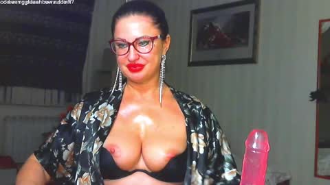 Monica online show from 21, 2, 2025