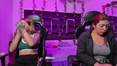 Snapshot of hornyy_mom chatting on 28, 10, 2025 hornyy mom online show from 28, 10, 2025