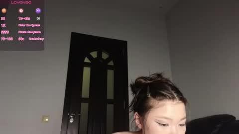 hosina_sayeri online show from 25, 4, 2026