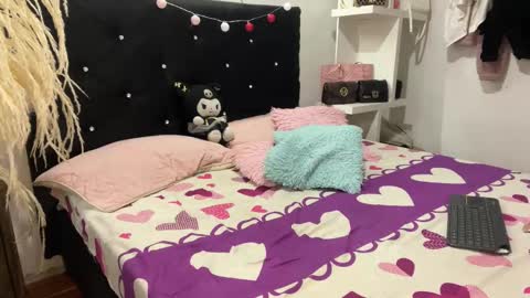 hot2gether69 online show from 5, 3, 2026