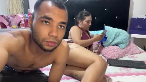 hot2gether69 online show from 15, 3, 2026