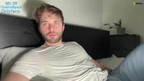 Snapshot of hot8pack01 chatting on 3, 3, 2025 Edward aka Wolf online show from 3, 3, 2025