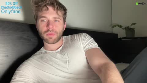 Snapshot of hot8pack01 chatting on 9, 3, 2025 Edward aka Wolf online show from 9, 3, 2025