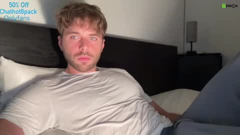 Snapshot of hot8pack01 chatting on 23, 9, 2025 Edward aka Wolf online show from 23, 9, 2025