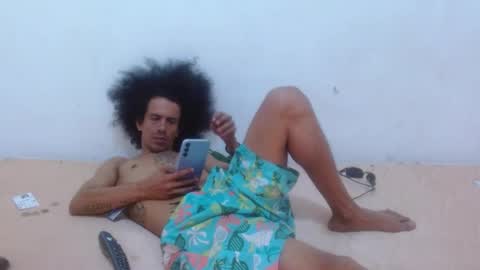 Snapshot of hot_and_complacent chatting on 2, 1, 2025 Private open online show from 2, 1, 2025