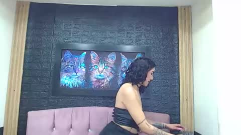 hot_and_fucking_girl online show from 24, 10, 2025