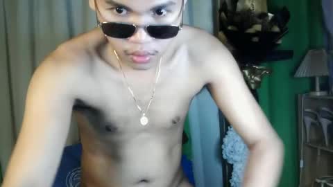 Snapshot of hot_bench chatting on 25, 5, 2026 hot_bench online show from 25, 5, 2026
