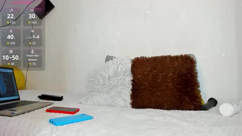 hot boy 04 online show from 4, 11, 2025