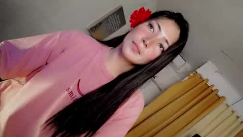 its me CLAUDIA online show from 29, 10, 2025